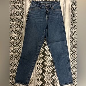 American Eagle Mom Jeans